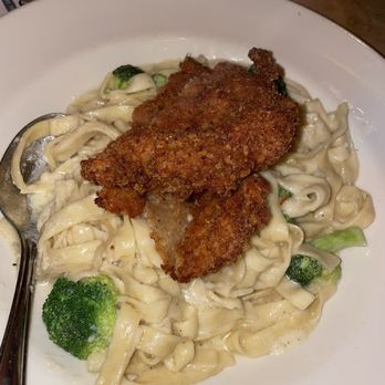 The Cheesecake Factory - Fettuccini Alfredo - Desserts Near Me - Sunrise, Florida The Cheesecake Factory - Fettuccini Alfredo - Desserts Near Me - Sunrise, Florida