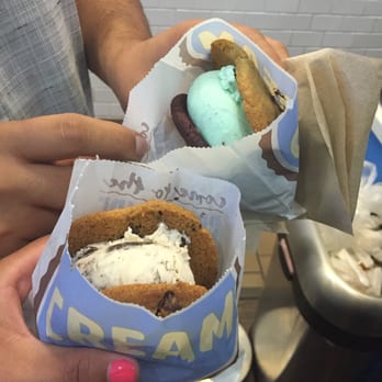 CREAM - Cookies n cream with chocolate chip cookies and mint chocolate chip - Ice Cream & Frozen Yogurt Near Me - San Jose, California CREAM - Cookies n cream with chocolate chip cookies and mint chocolate chip - Ice Cream & Frozen Yogurt Near Me - San Jose, California
