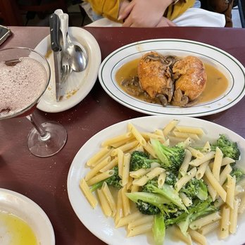 Dominick's Restaurant - Ziti w/ Broccoli Rabe Chicken Rollatini - Italian Near Me - Bronx, New York