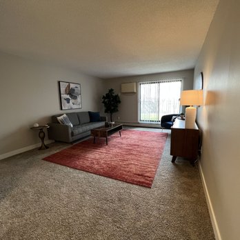 The Pointe at Cedar Grove - Apartments Near Me - Eagan, Minnesota The Pointe at Cedar Grove - Apartments Near Me - Eagan, Minnesota