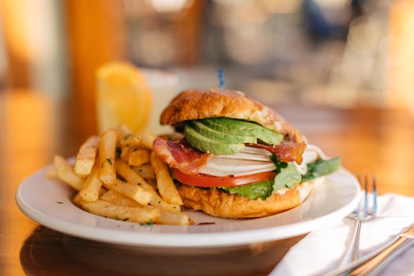 The Waterfront Grill @ Pier 32 Marina - San Diego by null