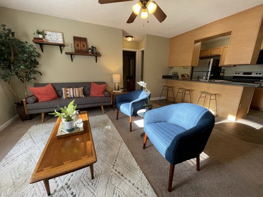 FOX LAKE APARTMENT HOMES - Updated February 2026 - 88 Photos & 15 ...