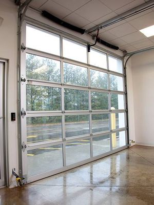 Commercial Garage Door Installation and Repair - Offering a wide variety of commercial Garage Doors. No job is too big for our experts!
