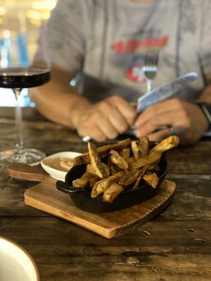 LaChona Empanadas y Vinos Argentinos by null