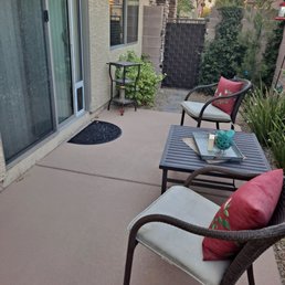 Courtyard patio all done!