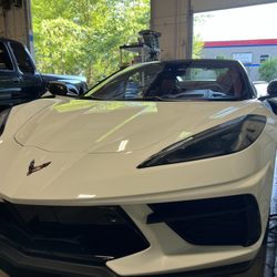 NOVUS Glass of Redmond - Windshield replacement C8