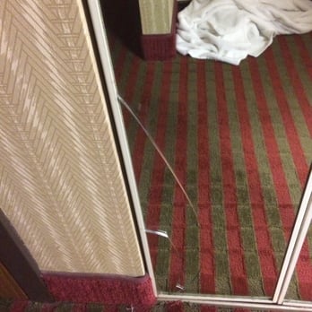 MCM Elegante Hotel - Cracked glass - Hotels Near Me - Odessa, Texas MCM Elegante Hotel - Cracked glass - Hotels Near Me - Odessa, Texas