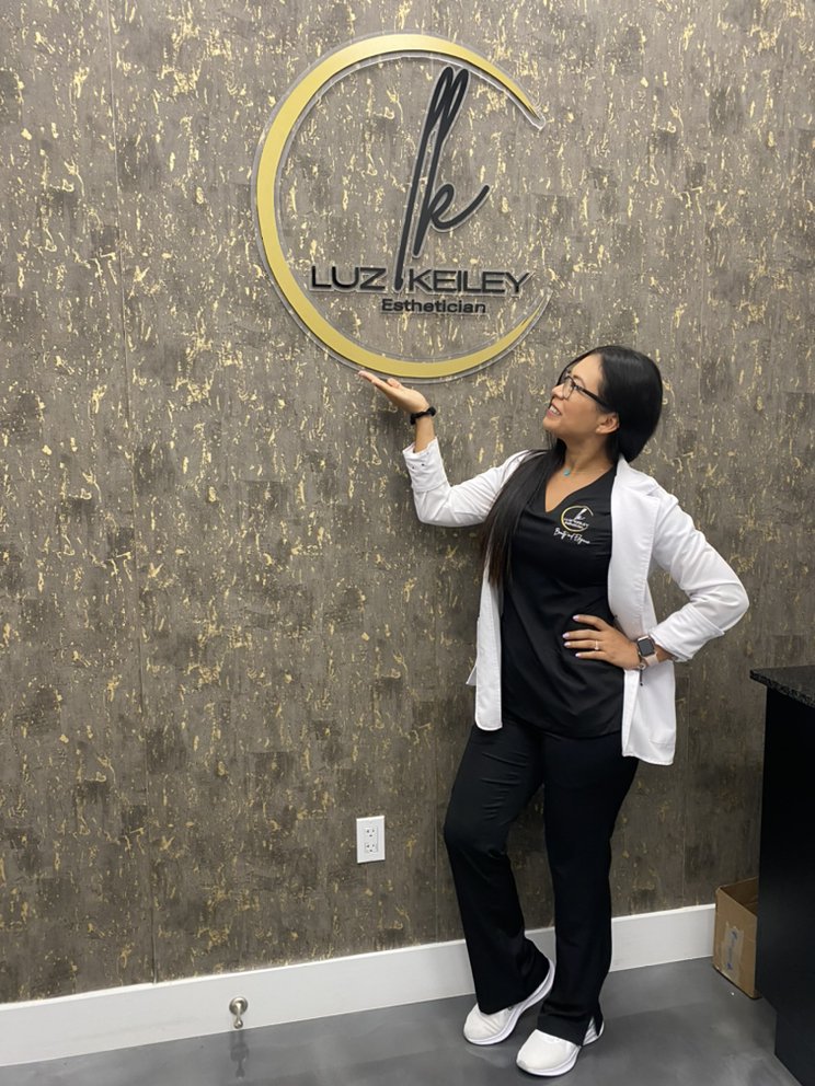 Luz Keiley Logo