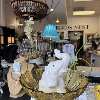 Bird's Nest - Sweet Knick kacks and cute decor. - Antiques Near Me - Santa Rosa, California