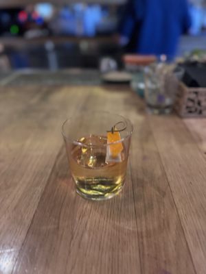 Wolf & Crane Bar by null