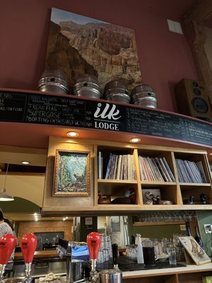 ILK LODGE - Updated January 2025 - 13 Photos & 16 Reviews - 515