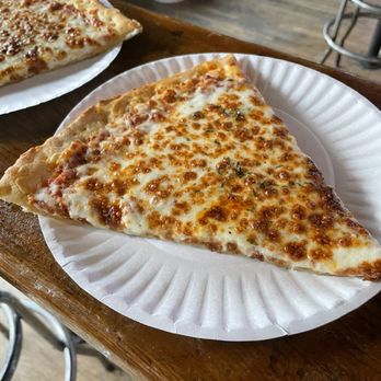 Guy's Deli - Cheese pizza slice - Delis Near Me - Kansas City, Missouri Guy's Deli - Cheese pizza slice - Delis Near Me - Kansas City, Missouri