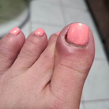Golden Nails - Nail Salons Near Me - Honolulu, Hawaii