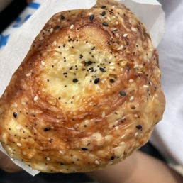 Everything Bagel w/ Smoked Gouda Everything Bagel w/ Smoked Gouda