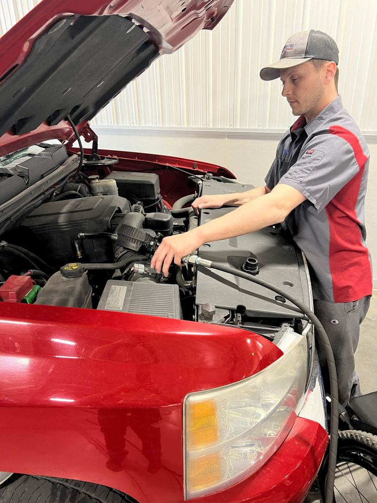 U.S. AUTOMOTIVE Updated July 2024 20 Photos & 15 Reviews 1040 N