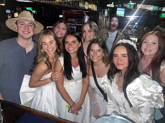 Little Bear Saloon by null