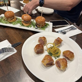 Molly Os - Sausage rolls and sliders - Irish Pub Near Me - San Carlos, California Molly Os - Sausage rolls and sliders - Irish Pub Near Me - San Carlos, California