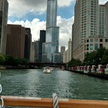 Shoreline Sightseeing - Chicago Tour - Architectural Tours Near Me - Chicago, Illinois Shoreline Sightseeing - Chicago Tour - Architectural Tours Near Me - Chicago, Illinois