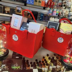 The Queen's Beauty Supply and Fragrances
