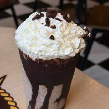 Hotbirds - Chocolate brownie milkshake - Chicken Shop Near Me - Princeton, New Jersey