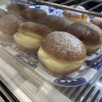 Lusa Bakery - Bakeries Near Me - Ottawa, Ontario
