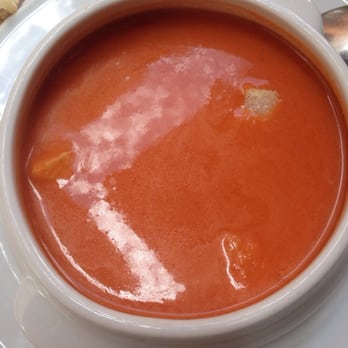 Tres Siglos - Gazpacho. Más que correcto. - Steakhouses Near Me - Ávila, AV