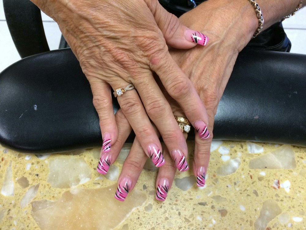 AMERICAN NAILS Updated September 2024 18 Photos & 14 Reviews