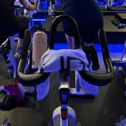 PURE Gym & Juicery - Spin class