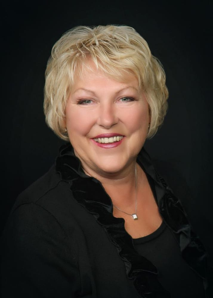 STATE WIDE REAL ESTATE OF CURTIS 17274 Main, Curtis, Michigan Real