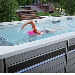 Hot Spring Spas - Exercise pool