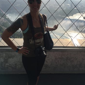 Skylon Tower - Canadian (New) Near Me - Niagara Falls, Ontario