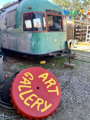 Dr. Bob's Folk Art by null