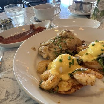 Great Maple - Cajun Shrimp Biscuit Benedict brunch - New American Near Me - Newport Beach, California