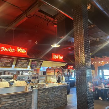 Phil's BBQ - restaurant - Barbeque Near Me - San Diego, California