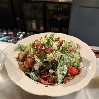 Crystal Springs Tavern - New American Near Me - San Mateo, California