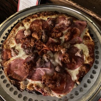 Gianni's Pizza - Italian Near Me - Monterey, California