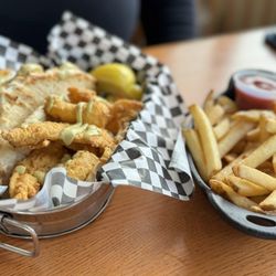 Kennebec Tavern - Fish pockets