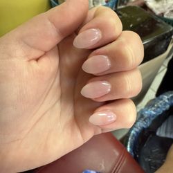 Mimi Nail Pro - Another perfect job! Never have to worry about cuts. Will always do what you ask. Even application. Clean building and tools.