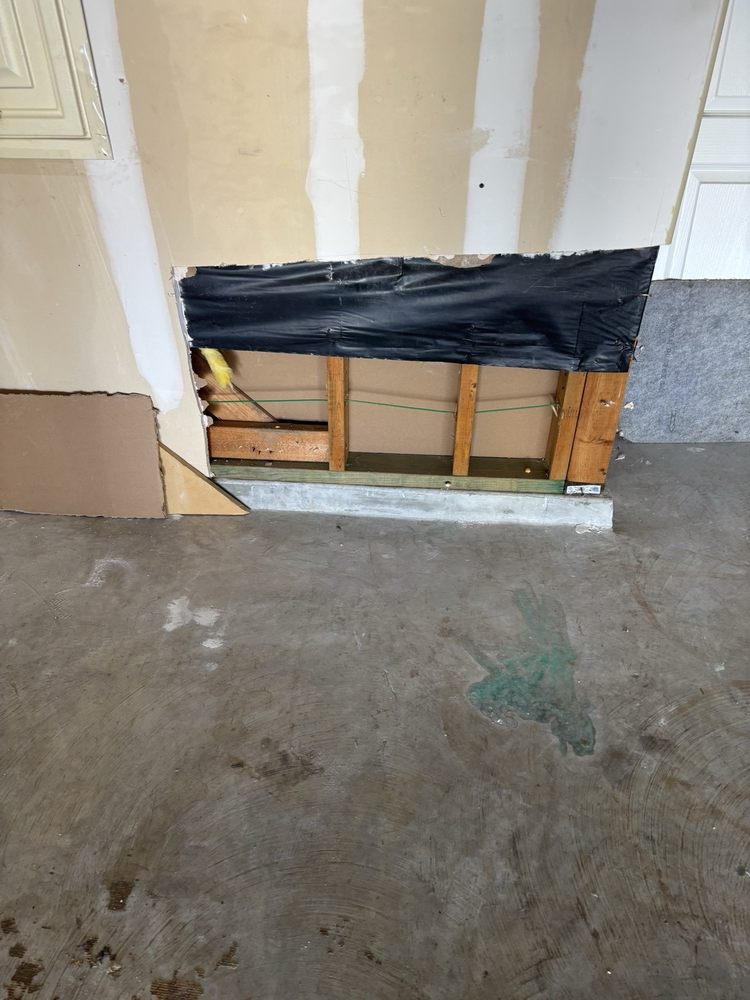 Slide of Roto-Rooter Plumbing & Water Cleanup