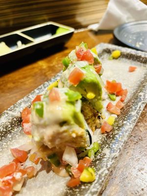 Kaizen Fusion Roll & Sushi by null