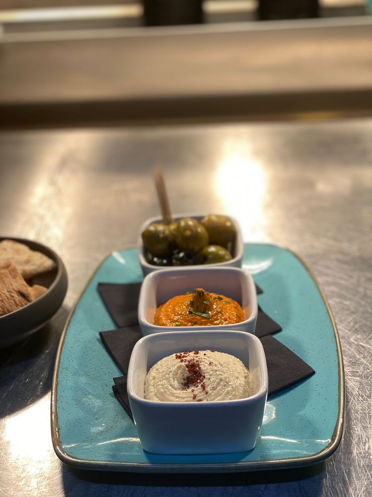 MANDOLINE GOURMET Mediterranean 8 Hanger Grn, London, United