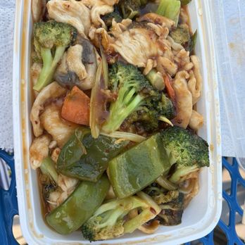 No 1 China - Chicken with garlic sauce - Chinese Near Me - Sebastian, Florida No 1 China - Chicken with garlic sauce - Chinese Near Me - Sebastian, Florida