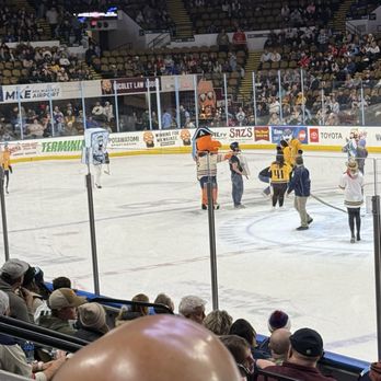 UW-Milwaukee Panther Arena - Admirals! - Performing Arts Near Me - Milwaukee, Wisconsin UW-Milwaukee Panther Arena - Admirals! - Performing Arts Near Me - Milwaukee, Wisconsin