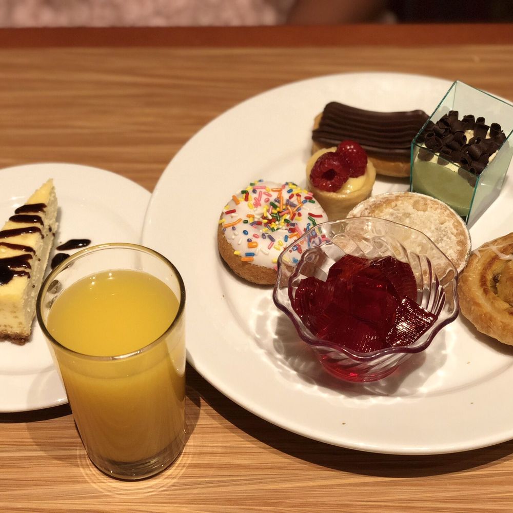 The Best 10 Restaurants near Mandalay Bay Resort & Casino in Las Vegas, NV Yelp