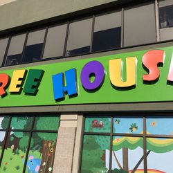 TreeHouse Playground - Outside