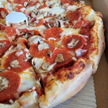 Danny's Pizza - Pizza Near Me - Yucaipa, California Danny's Pizza - Pizza Near Me - Yucaipa, California