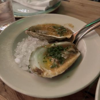 Maie Day - Grilled Oysters - New American Near Me - Austin, Texas
