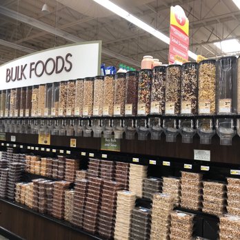 Smart & Final Extra! - 3/6/22 I still prefer the set up at Sprouts - Grocery Near Me - Lakewood, California Smart & Final Extra! - 3/6/22 I still prefer the set up at Sprouts - Grocery Near Me - Lakewood, California