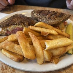 Reuben & french fries