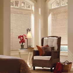 Peninsula Window Coverings - Parkland™ Classics™ with Epic™ system in the bedroom. Room Style: Traditional, Casual, American Heritage.